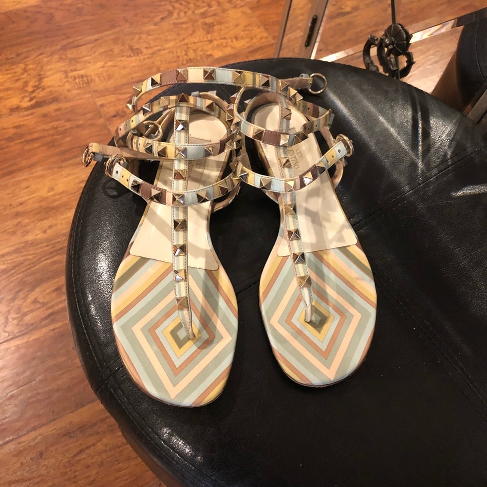 Valentino Authentic sandals in good condition